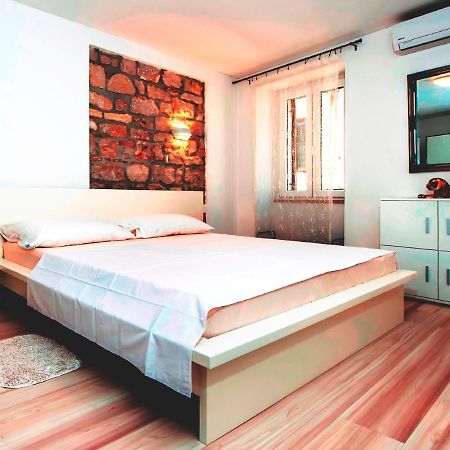 Augusta Apartment Rovinj Exterior photo