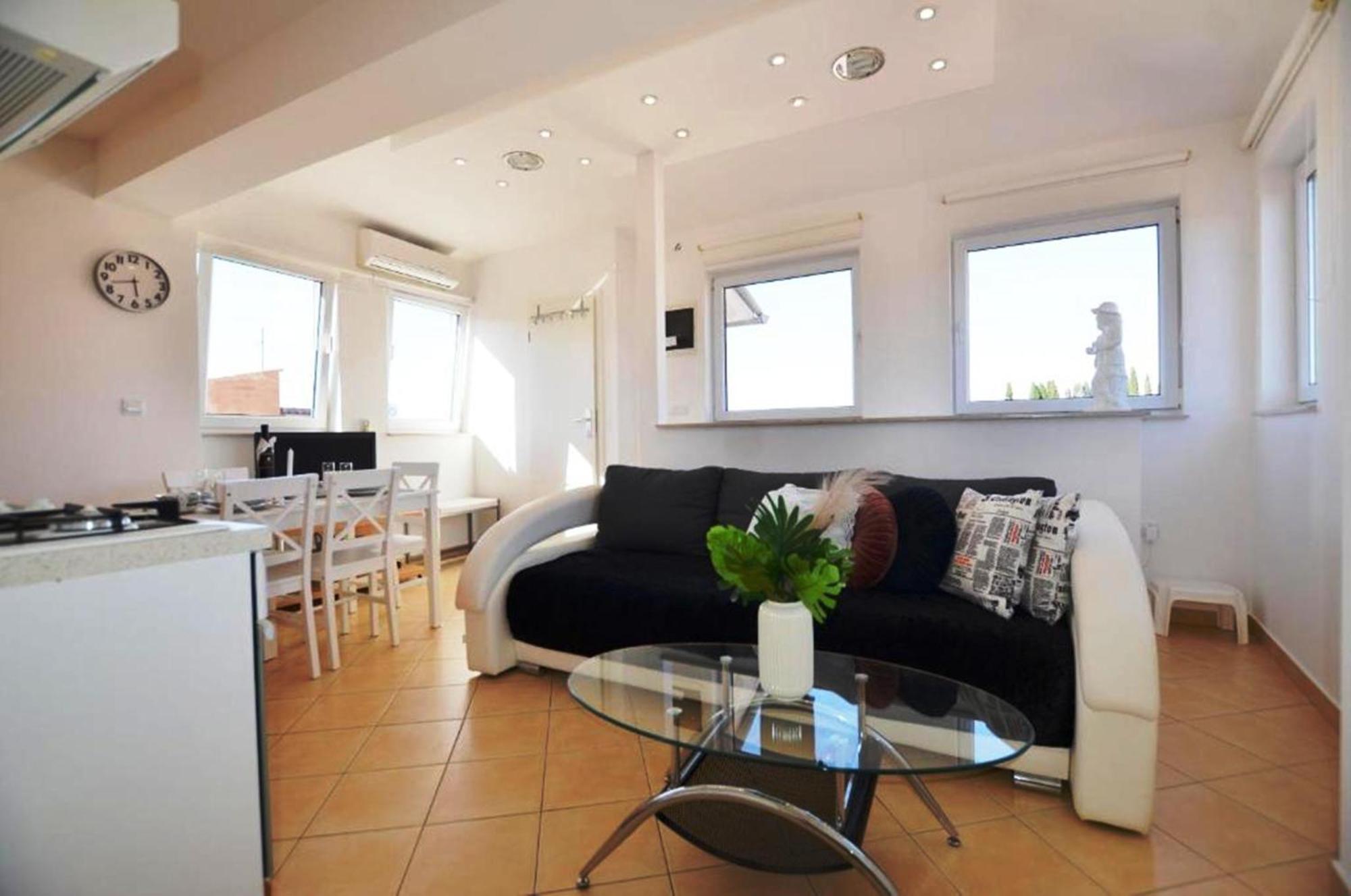 Augusta Apartment Rovinj Exterior photo